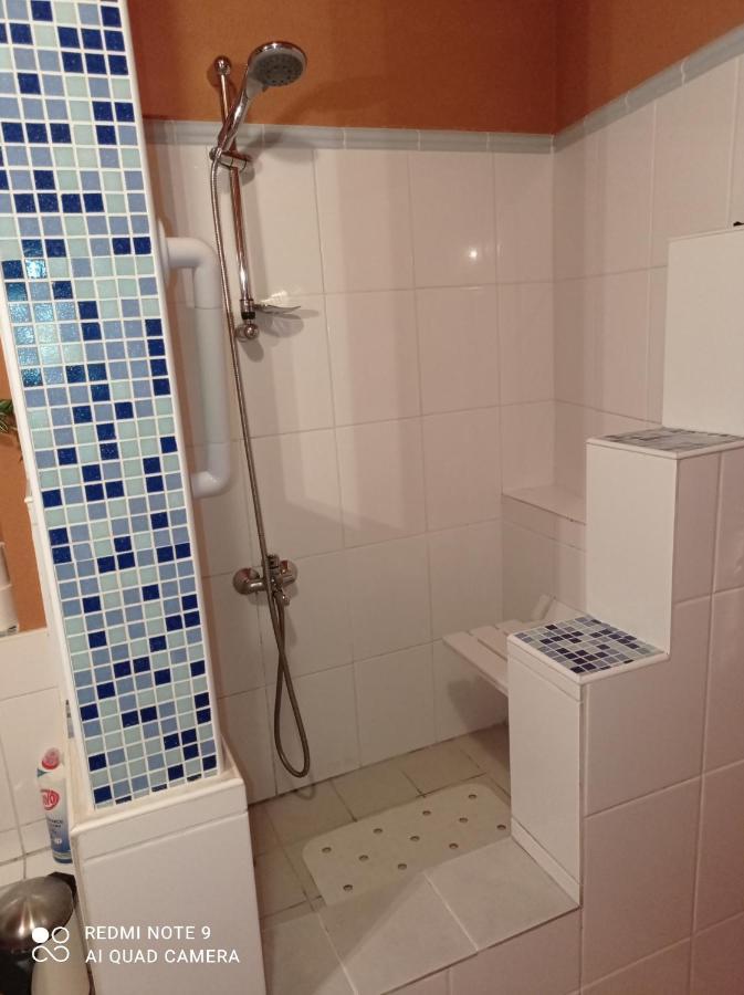 Apartmán 1 Atlantis Klásterec nad Ohrí Exterior foto